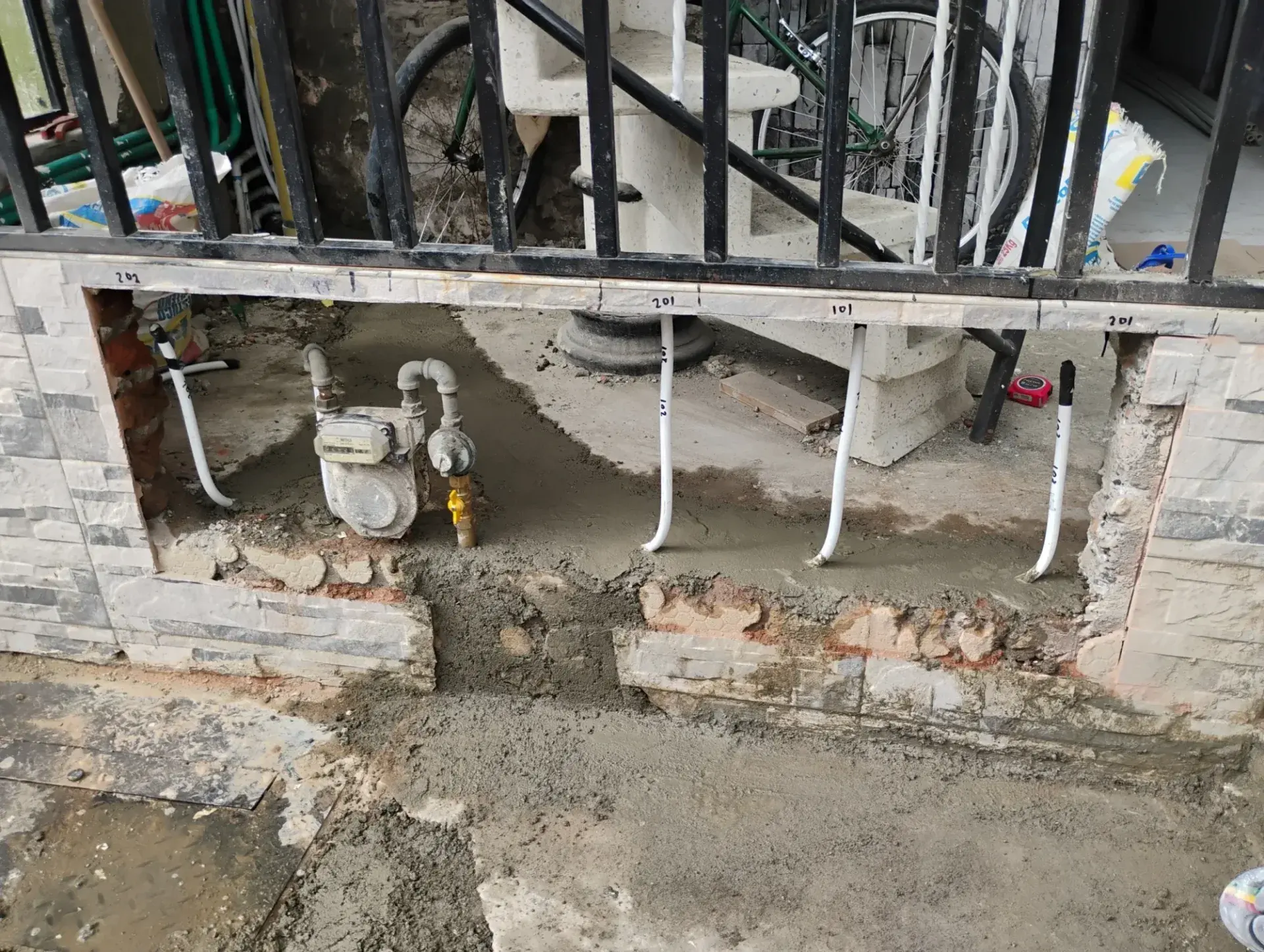 Estufa y horno conectados a gas